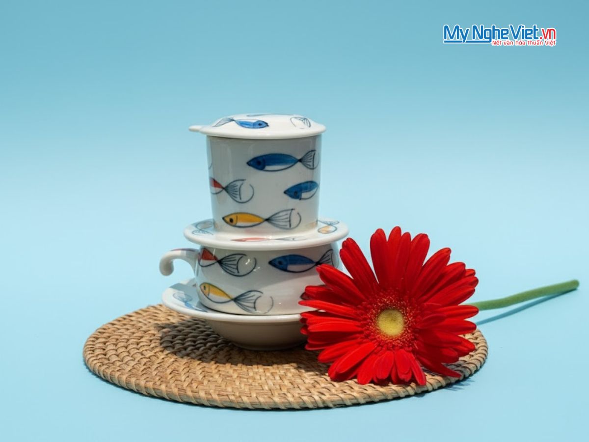 Phin cà phê thấp vẽ cá đàn màu CFVH004.2