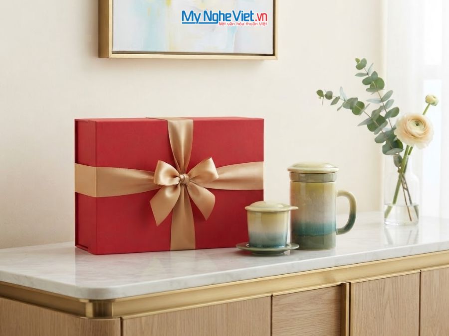 Set Quà Tặng Phin Cà Phê Và Ly Lọc Trà Gốm Màu Vàng CBCFV002-6