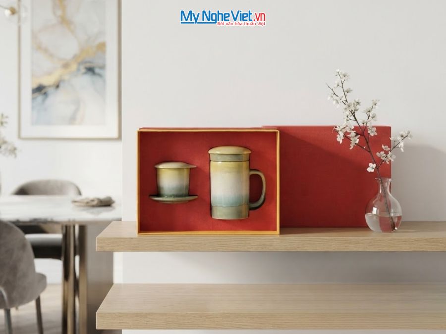 Set Quà Tặng Phin Cà Phê Và Ly Lọc Trà Gốm Màu Vàng CBCFV002-6